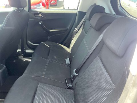 Peugeot 208 1.2 208 Tech Edition S/S 5dr 21