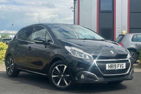Peugeot 208 1.2 PureTech Tech Edition Hatchback 5dr Petrol Manual Euro 6 (s/s) (82 ps) 7