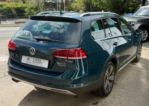 Volkswagen Golf 2.0 TDI Alltrack Estate 5dr Diesel DSG 4Motion Euro 6 (s/s) (184 ps) 8