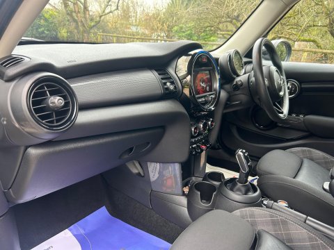Mini Hatch 1.5 Cooper Classic Steptronic Euro 6 (s/s) 5dr 12
