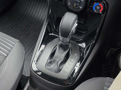 Ford Fiesta 1.0T EcoBoost Zetec Hatchback 5dr Petrol Powershift Euro 6 (100 ps) 18