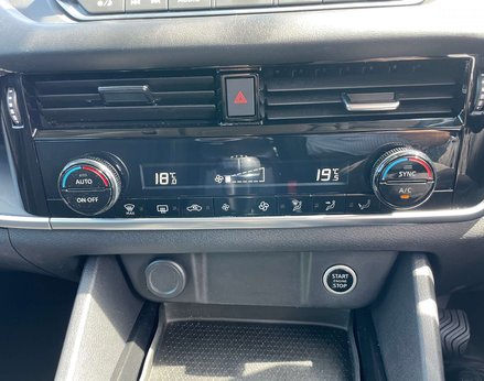 Nissan Qashqai 1.3 Qashqai Acenta Premium DiG-T MHEV 5dr 45