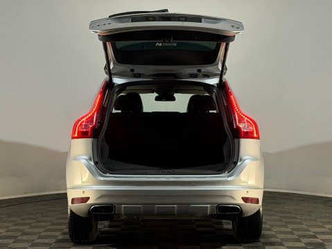 Volvo XC60 D4 SE LUX NAV AWD 8