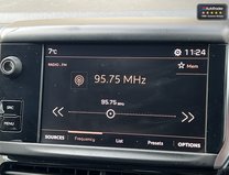 Peugeot 2008 1.5 BlueHDi Allure SUV 5dr Auto Diesel EAT Euro 6 (s/s) (120 ps) 27