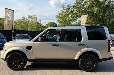 Land Rover Discovery SDV6 SE TECH - ULEZ COMPLIANT -FULL LR SERVICE HISTORY - 9 SERVICES -TOWBAR 9