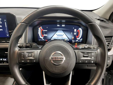 Nissan Qashqai 1.3 DIG-T MHEV N-Connecta SUV 5dr Petrol Hybrid Manual Euro 6 (s/s) (140 ps 13