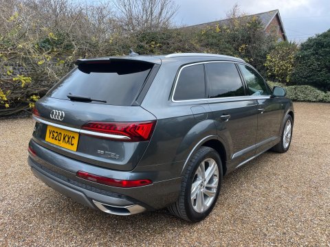 Audi Q7 3.0 TFSIe V6 55 S line SUV 5dr Petrol Plug-in Hybrid Tiptronic quattro Euro 17