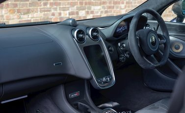 McLaren 570S Spider 18