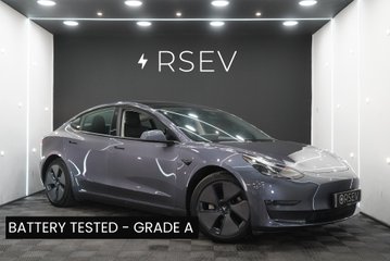 Tesla Model 3 LONG RANGE AWD One Owner Midnight Silver Adaptive LEDs Pano Roof Heat Pump