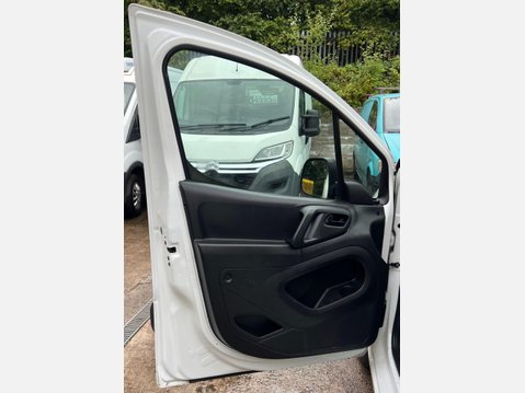 Citroen Berlingo 1.6 HDi 850 Enterprise Panel Van 5dr Diesel Manual L1 (132 g/km, 90 bhp) 38