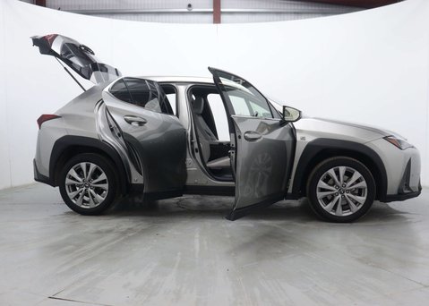 Lexus Ux 2.0 UX 250H F Sport Design 4x2 CVT 5dr 62