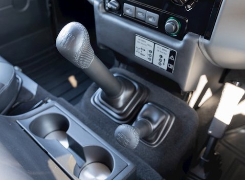 Land Rover Defender 90 Autobiography Edition 21