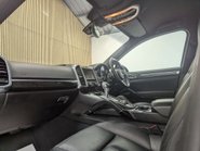 Porsche Cayenne 3.0 Cayenne V6 D Tiptronic S 4WD 5dr 36