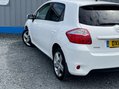 Toyota Auris 1.6 V-Matic SR Euro 5 5dr 26