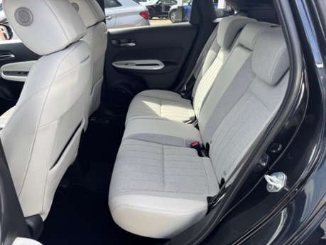 Honda Jazz I-MMD EX 14