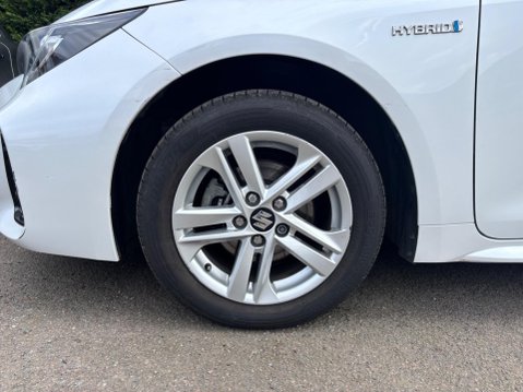 Suzuki Swace 1.8h Motion CVT Euro 6 (s/s) 5dr 5