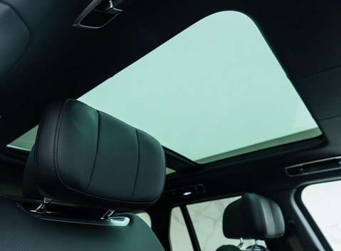 Land Rover Range Rover P530 Autobiography 12