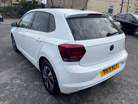 Volkswagen Polo MATCH TSI 5