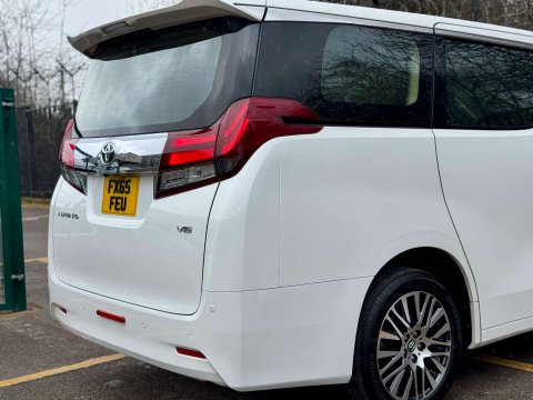 Toyota Alphard 3.5 V6 EXECUTIVE LOUNGE 7 SEAT 50