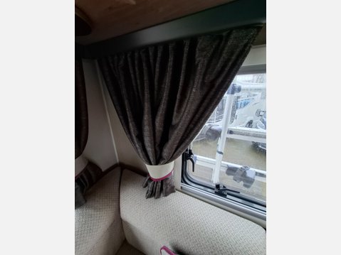 Auto-Trail Apache 634 23