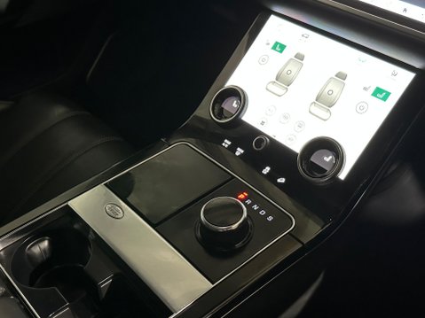 Land Rover Range Rover Velar R-DYNAMIC HSE 16