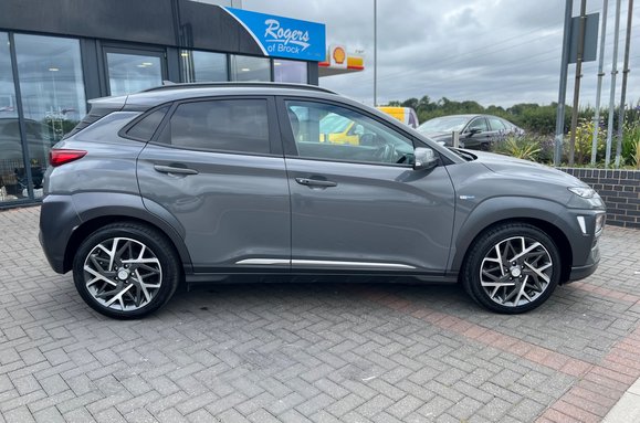 Hyundai KONA 1.6 h GDI PREMIUM AUTO PETROL HYBRID 10
