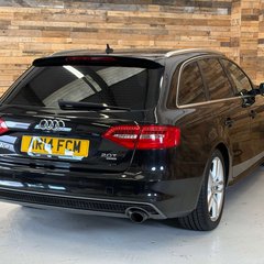 Audi A4 2.0 TFSI S line Estate 5dr Petrol S Tronic quattro Euro 5 (s/s) (211 ps) 4