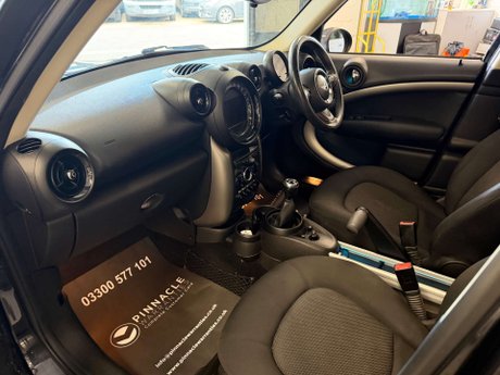 Mini Countryman 1.6 Cooper D Business Edition SUV 5dr Diesel Manual Euro 5 (s/s) (112 ps) 13