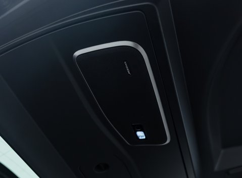 Land Rover Range Rover P530 SV 42