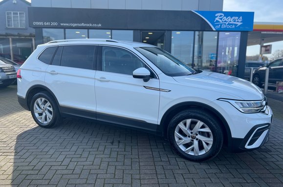 Volkswagen Tiguan Allspace LIFE 1.5 TSI 7 SEATS 6