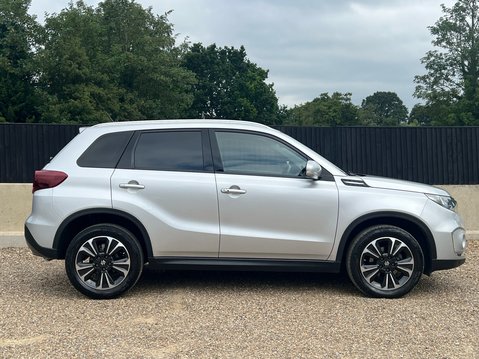 Suzuki Vitara SZ5 BOOSTERJET MHEV 5