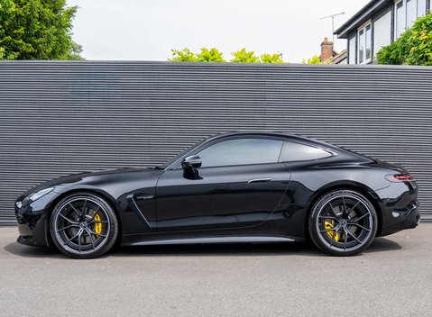 Mercedes-Benz Amg GT 63 PREMIUM + 3