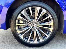 Toyota Corolla 1.8 Corolla Design HEV CVT 5dr 14