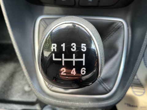 Ford Transit Connect 240 LIMITED TDCI 32
