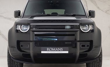 Land Rover Defender 110 X-Dynamic S D250 4