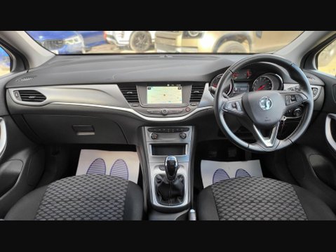 Vauxhall Astra TECH LINE NAV CDTI ECOTEC S/S 11