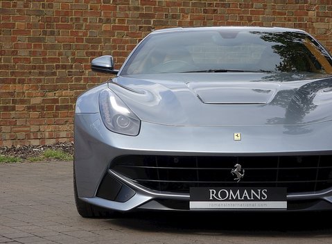Ferrari F12 Berlinetta 5