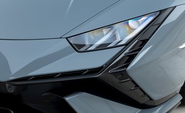 Lamborghini Huracan LP640-2 Tecnica 24