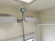 Auto-Sleepers Nuevo ES 4 BERTH PEUGEOT BOXER 2.2 HDI CHASSIS 25