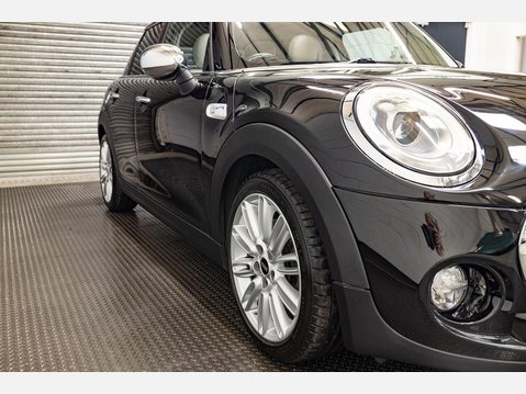 Mini Hatch 2.0 Cooper S Auto Euro 6 (s/s) 5dr 82