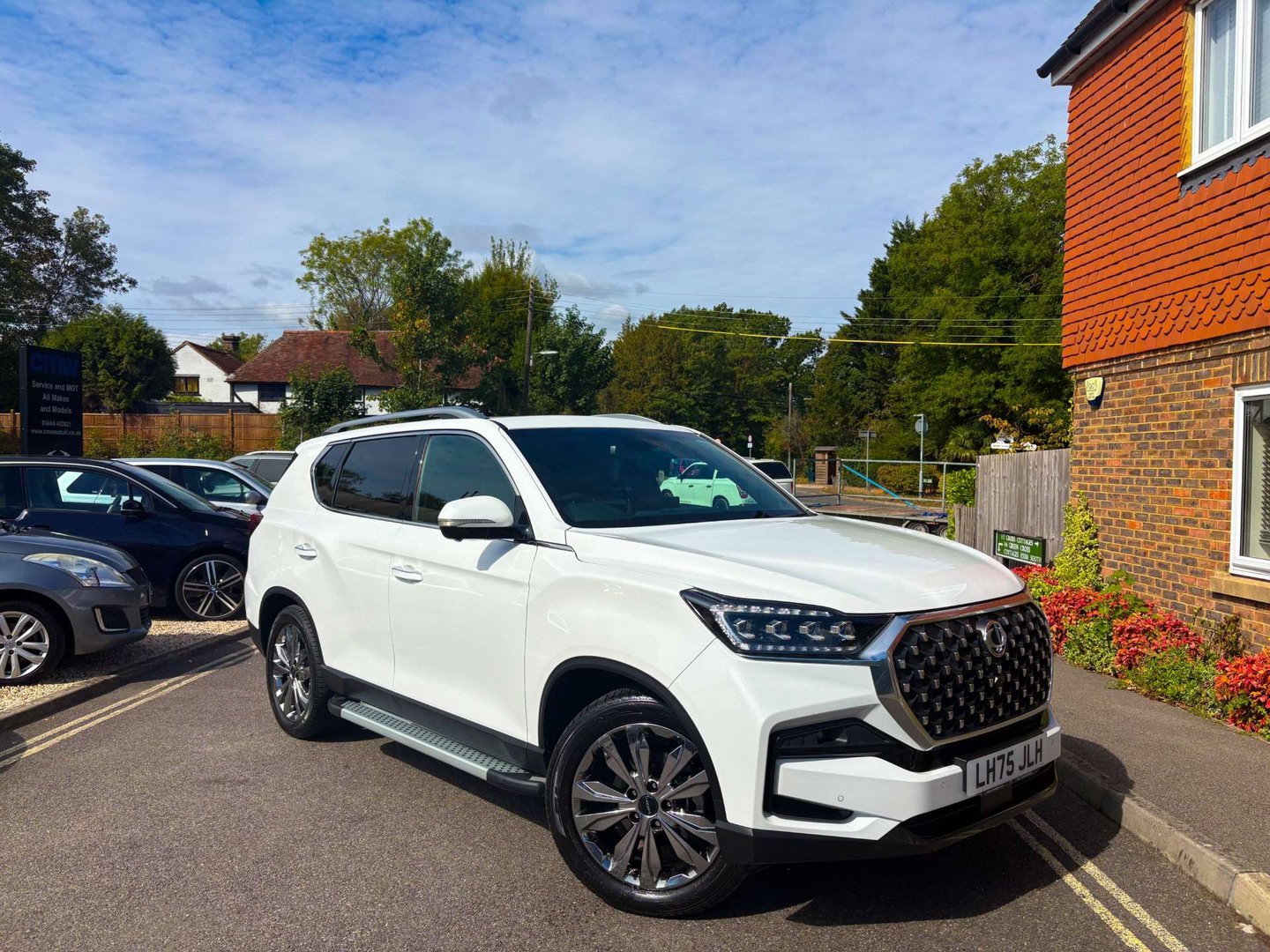 KGM Rexton listing photo