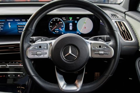 Mercedes-Benz EQC EQC 400 4MATIC AMG LINE PREMIUM PLUS 25
