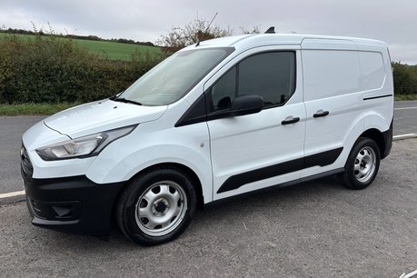 Ford Transit Connect 220 Leader DCIV Selectshift Auto - Sat Nav / 5 Seats / Rear Camera