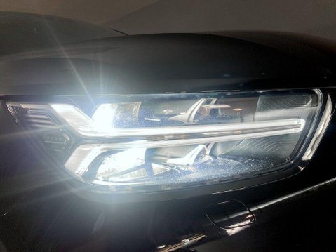 Volvo XC40 1.5h T5 Recharge 10.7kWh Ultimate Dark SUV 5dr Petrol Plug-in Hybrid Auto E 9