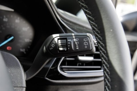 Ford Fiesta TITANIUM 17