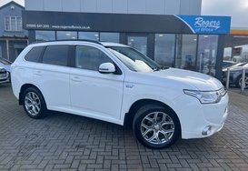 Mitsubishi Outlander PHEV 2.0h 12kWh GX4h CVT 4WD AUTO 1