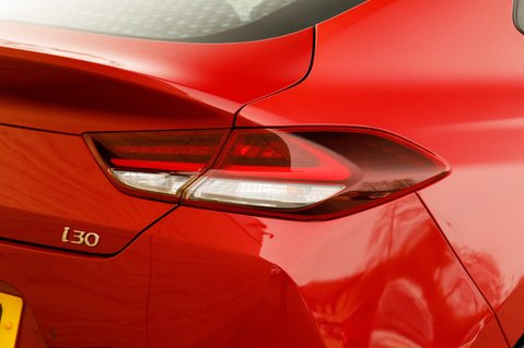 Hyundai i30 T-GDI FASTBACK N LINE PLUS NAV 9