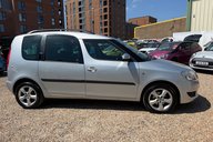 Skoda Roomster SE PLUS.7 SERVICES..IDEAL FOR DOGS, WHEELCHAIR.SUNROOF 10