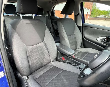 Toyota Yaris 1.5 Yaris Icon HEV CVT 5dr 58