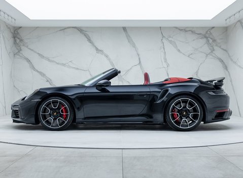Porsche 911 Turbo Cabriolet (992) 6